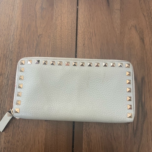 Valentino rockstud wallet - Picture 4 of 4